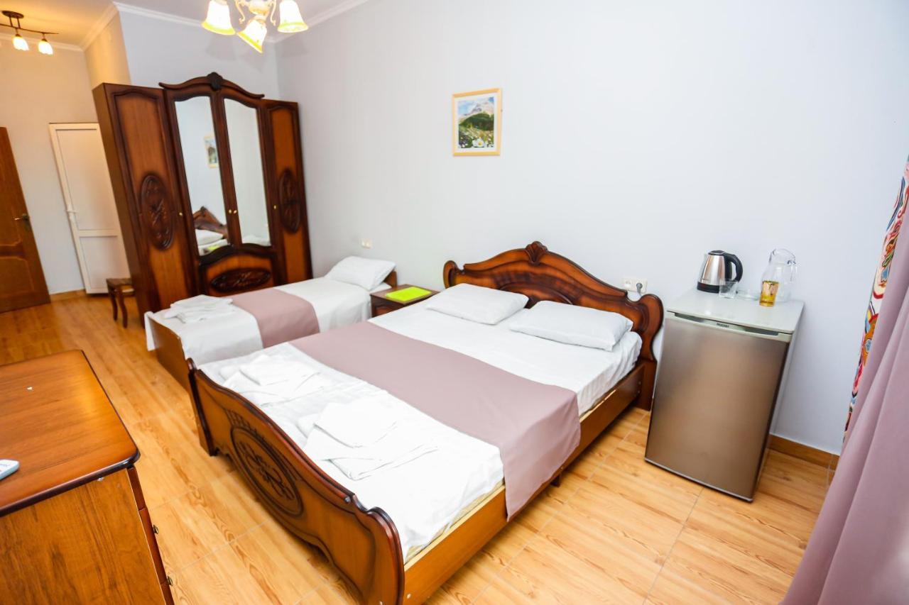 Hotel Sabina Gagra Extérieur photo