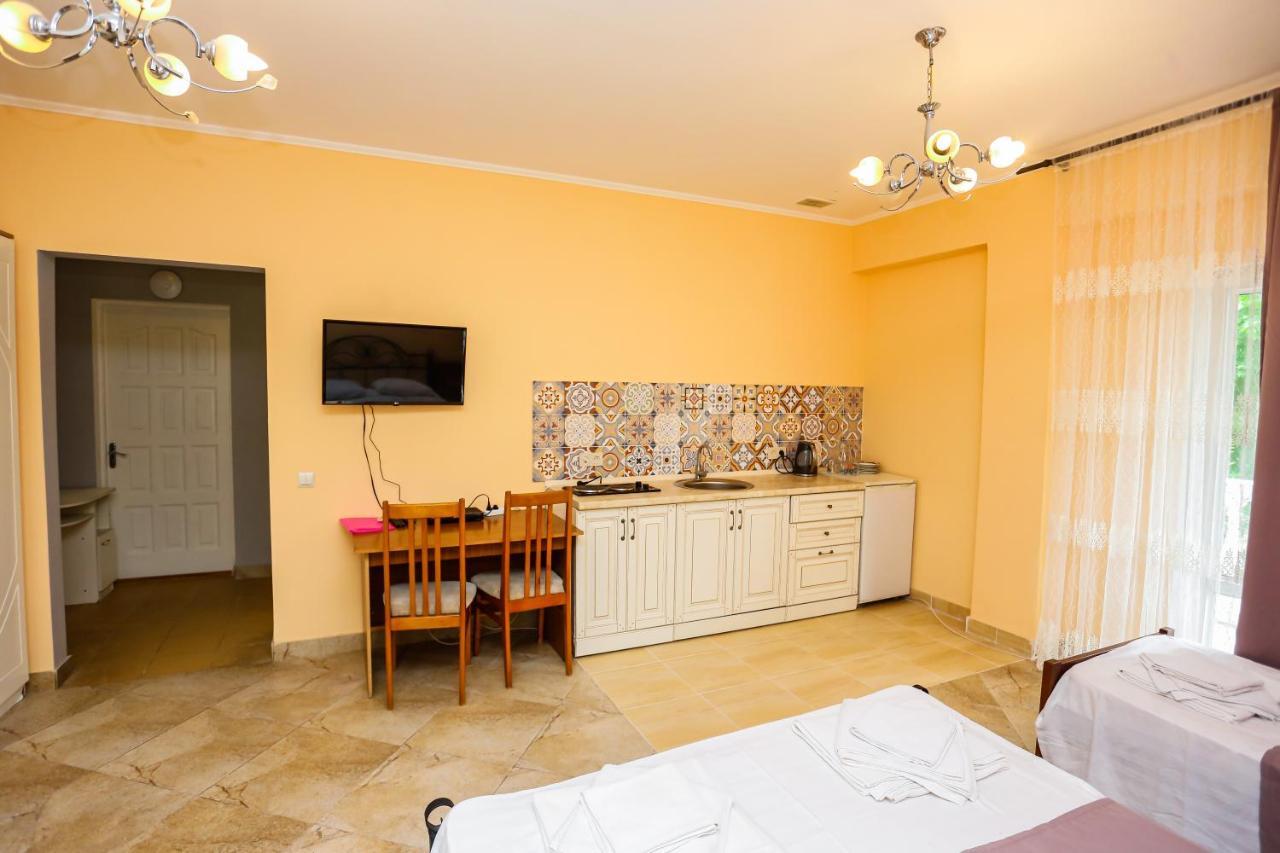 Hotel Sabina Gagra Extérieur photo